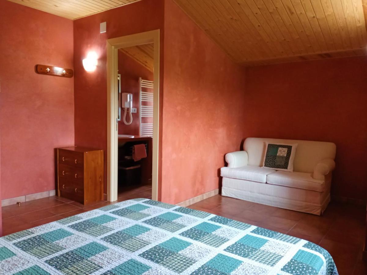 Masia Rovira Pinell de Solsones Buitenkant foto